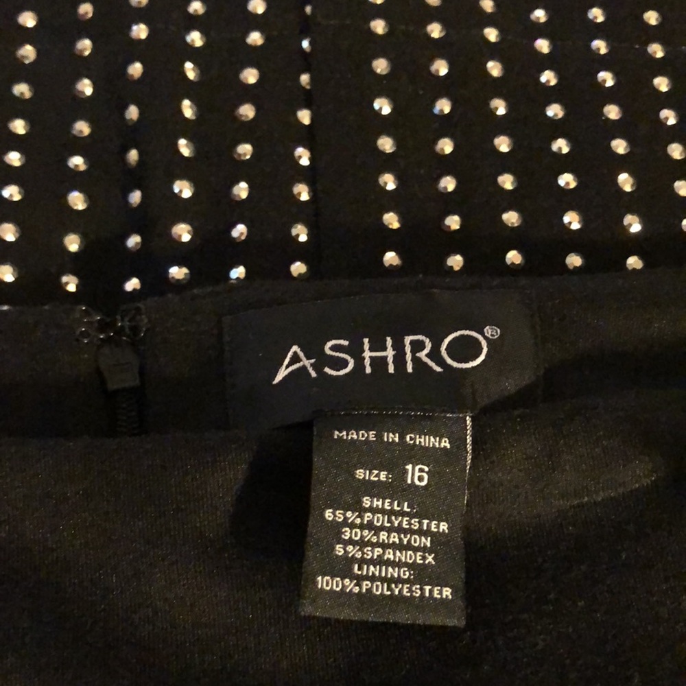 Black Silver Shimmering skirt - Picture 7 of 7